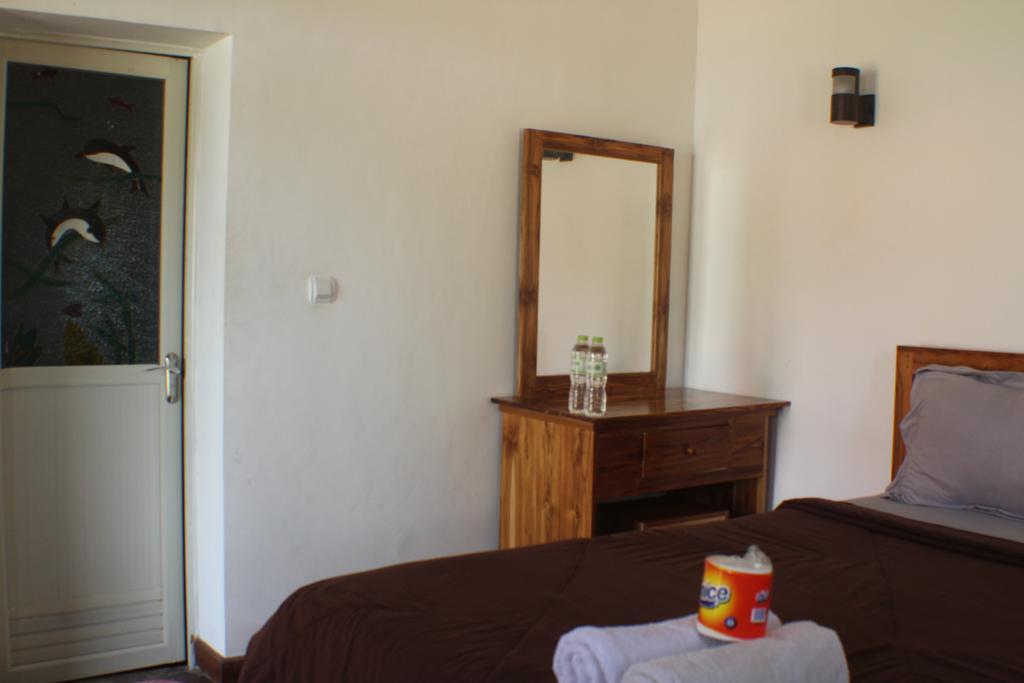 Tri Putri Homestay Kuta  Exterior photo